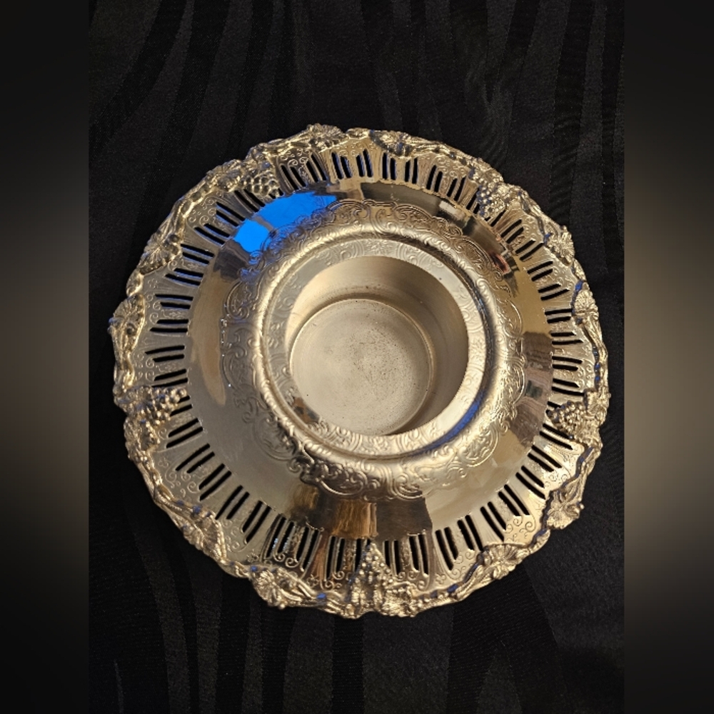 Elegant Silver Decorative Bowl